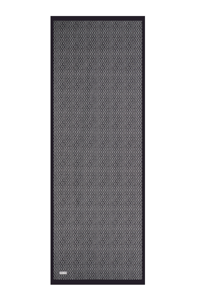 شال حرير مائل بنقشة قرص العسل الأسود - 4