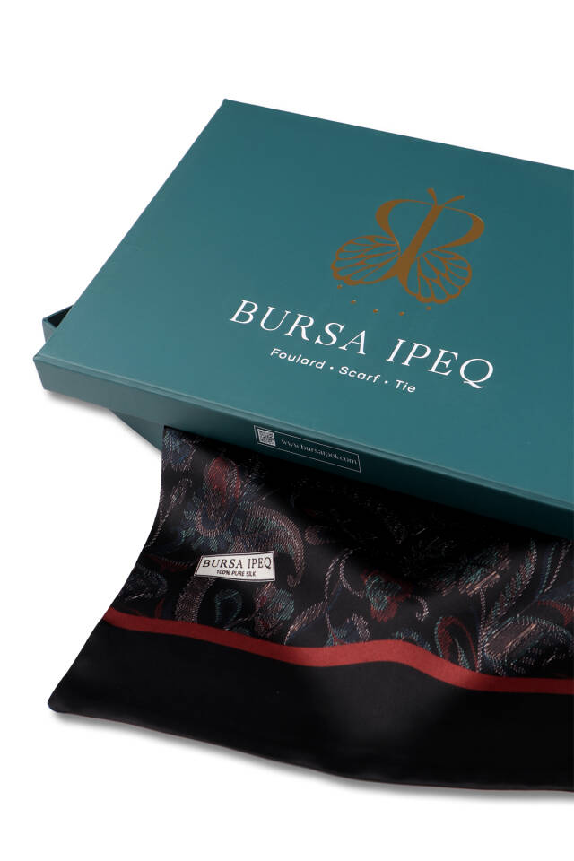 وشاح حريري رجالي منقوش باللون الأسود - 3