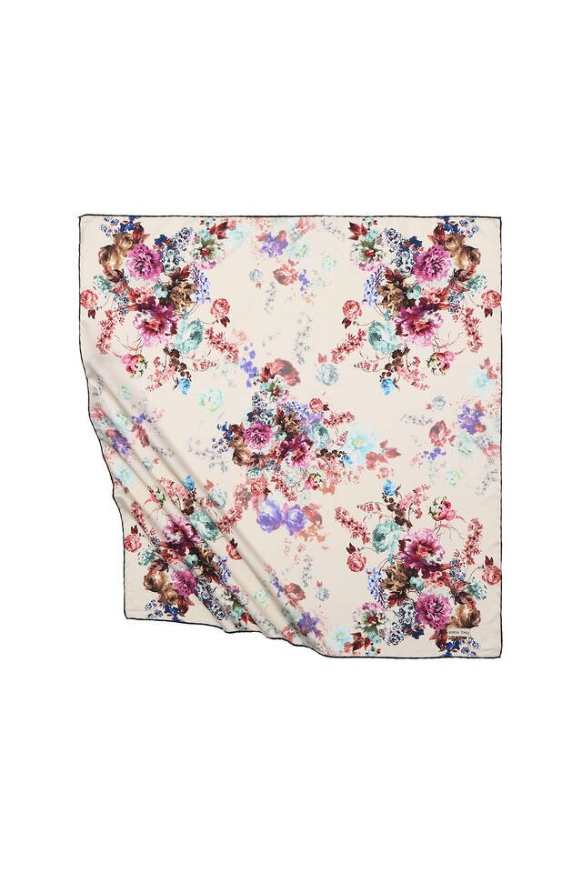 وشاح بيجونيا مربع حريري بنمط كريمي 