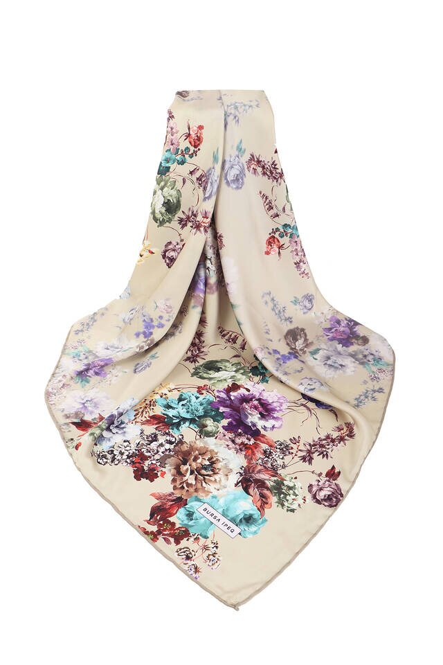 وشاح مربع حريري بنقشة بيجونيا بيج - 3