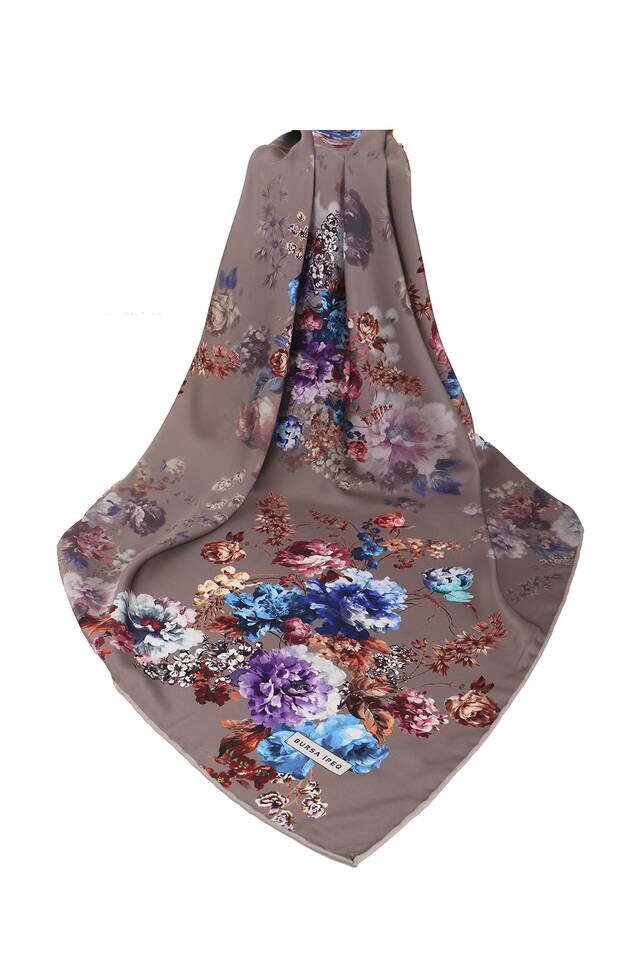 وشاح مربع حريري بنقشة بيجونيا المنك - 3