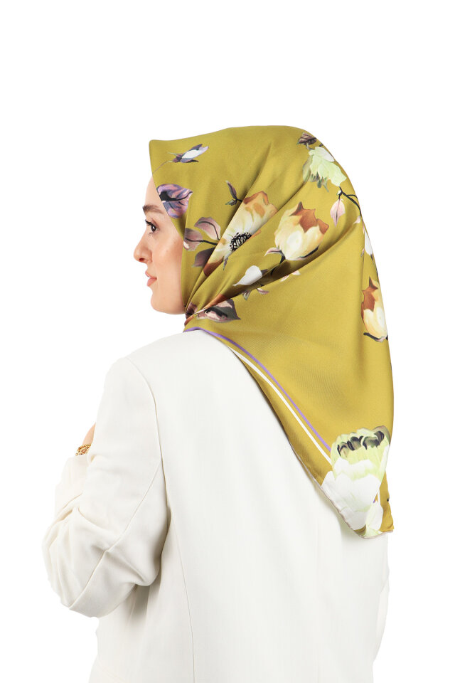 وشاح من نسيج قطني طويل من الحرير باللون الأخضر الزيتي 