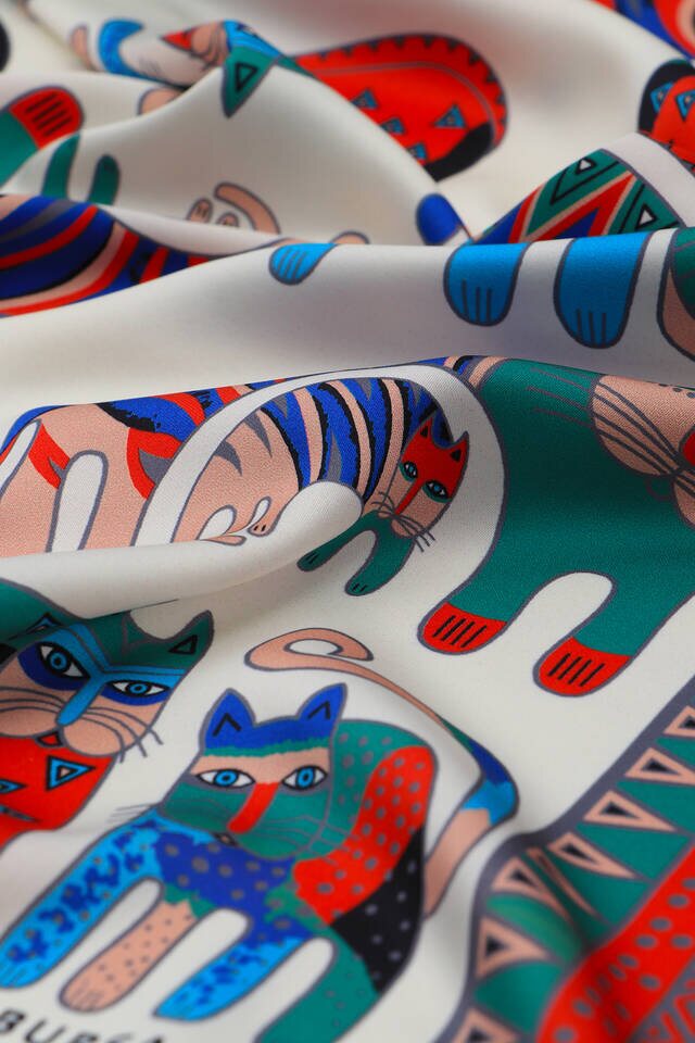 مربع جيب حريري منقوش باللون الرمادي والأحمر - 3