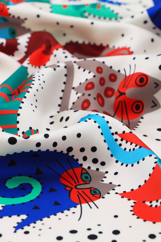 فولارد حريري أحمر كلاريت منقوش - 3