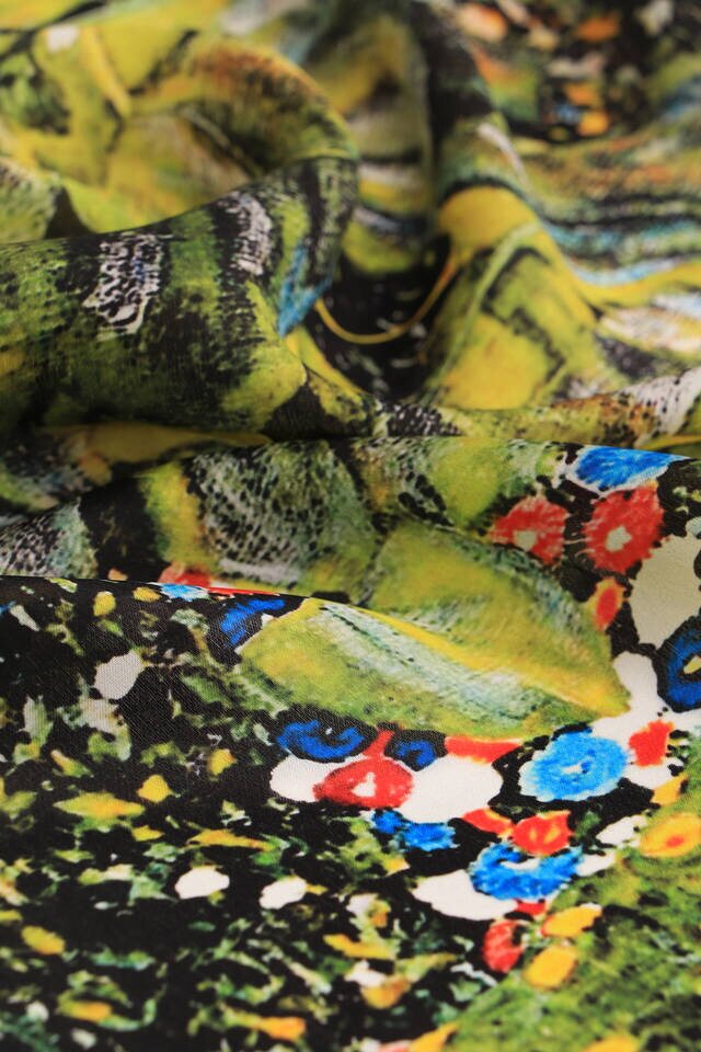 جيب حرير بنمط عباد الشمس أخضر مربع - 3