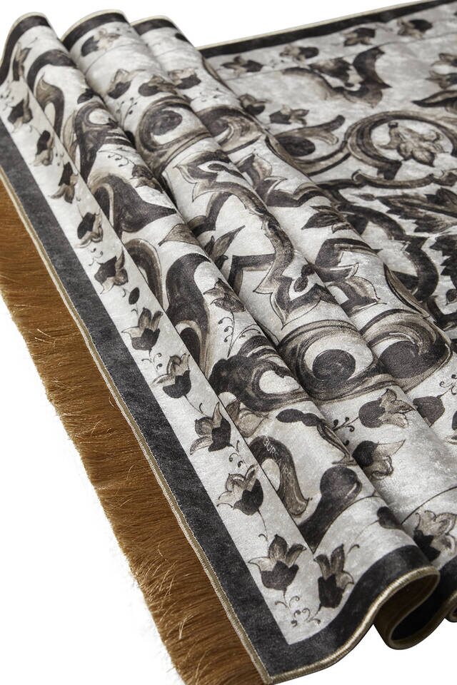 سجادة صلاة من المخمل البني - 3