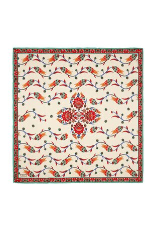 وشاح مربع حرير بنمط توليب مزين بالترتر الزيتي إكرو 