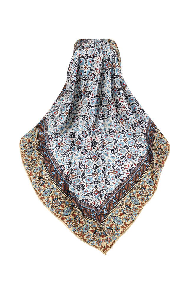 وشاح مربع حرير بنمط تركي أسود وبني منقوش - 3