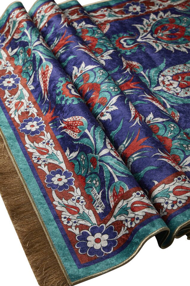 سجادة صلاة من المخمل باللون الأزرق الداكن - 3