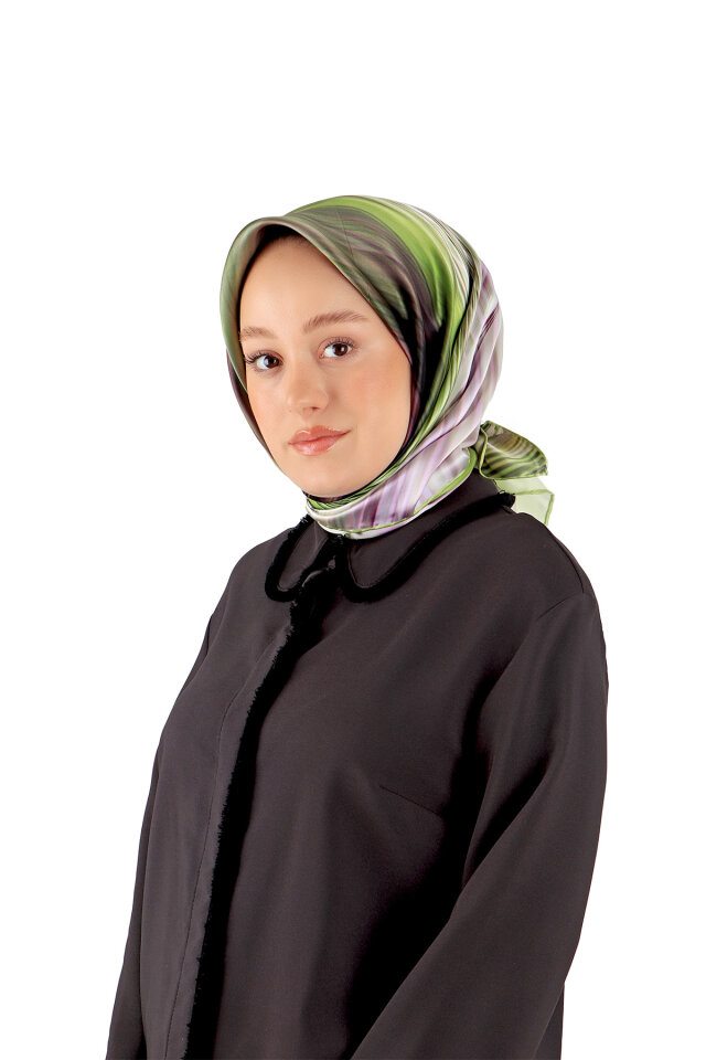 وشاح مربع من الحرير بنمط قوس قزح أخضر 