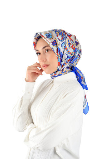 وشاح مربع من الحرير بنقشة زهرة السكسوكة 