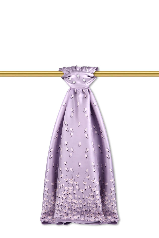 شال حرير مائل بنقشة زهرة الثلج الليلكية 