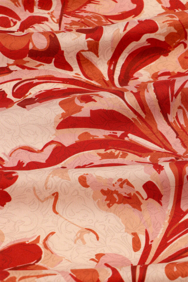 وشاح حريري مائل بنقشة زهور بورجوندي - 3