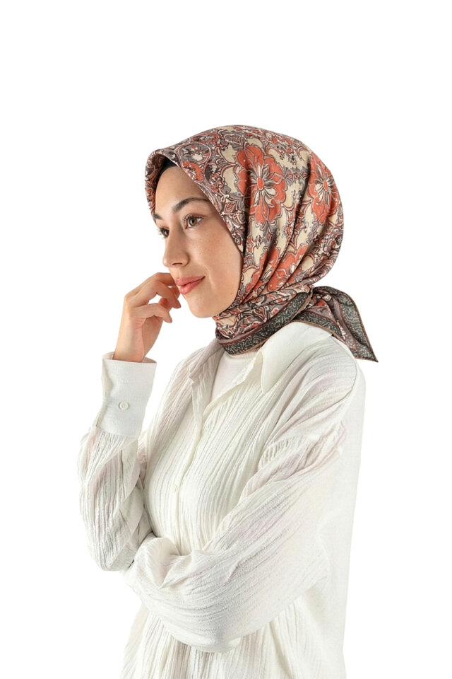 وشاح حريري مائل بنقشة عرق اللؤلؤ بلون الخوخ - 2