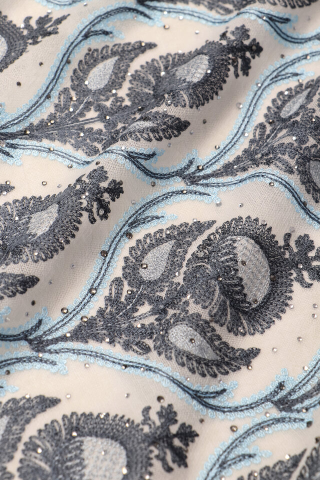 شال من الصوف والحرير مطرز بحجر مدخن - 4