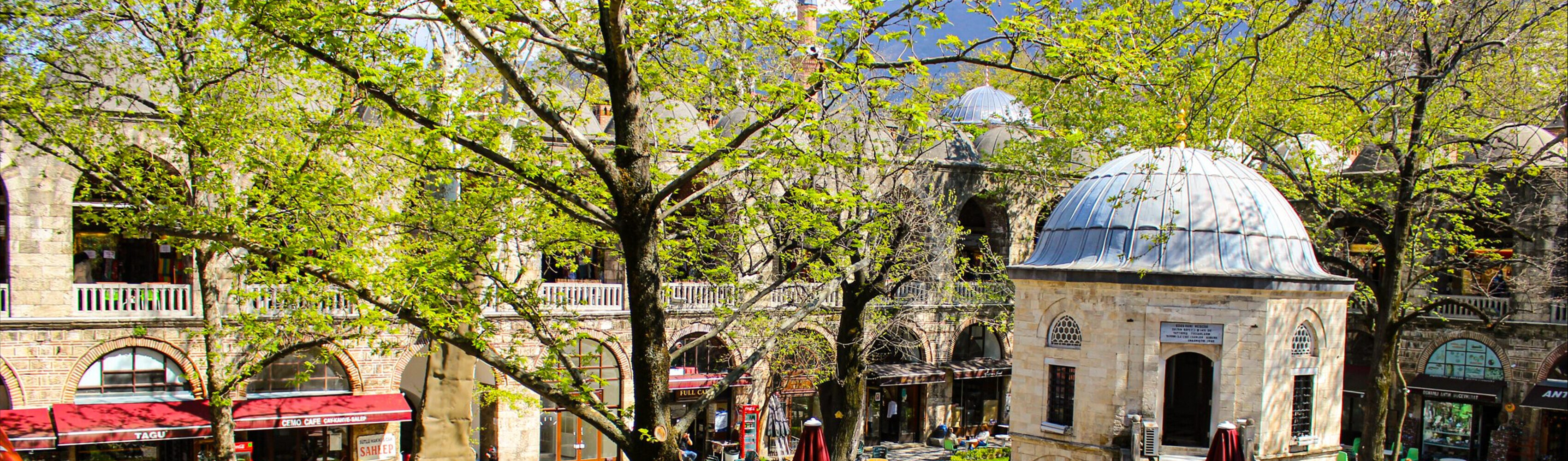 Bursa İpeğinin Yaşayan Mirası: BURSA IPEQ ile Zamansız Zarafet