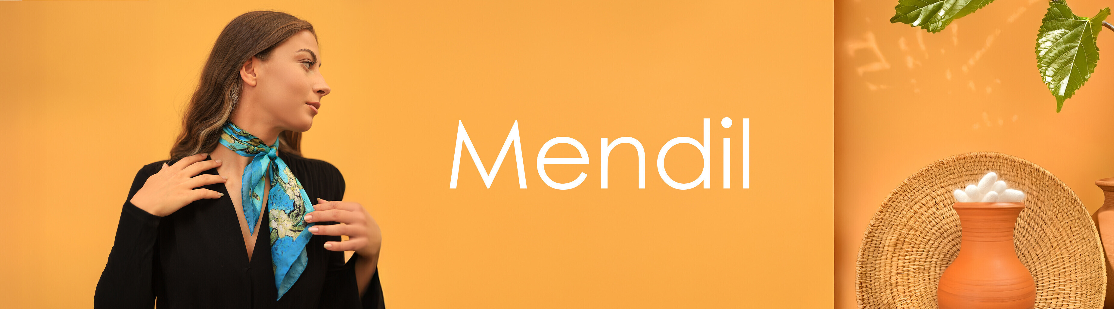 İpek Mendil (Bandana) ile Stilinize Zarif Dokunuşlar: 6 İlham Verici Kombin Önerisi