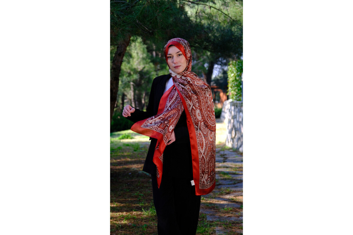 2025 Şal Modası: Yılın En Trend Şal Modelleri ve Kombin Önerileri