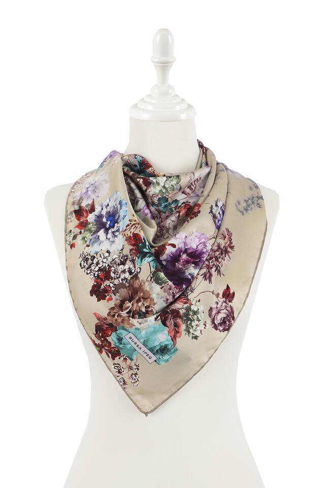 Beige Begonia Pattern Silky Square Scarf - 2