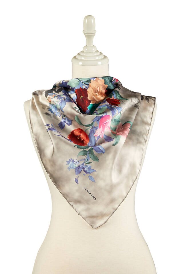 Beige Bouquet Pattern Silk Square Scarf - 2