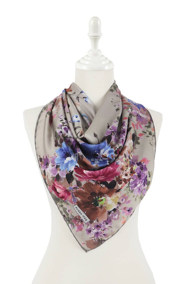 Beige Geranium Pattern Silky Square Scarf - 2