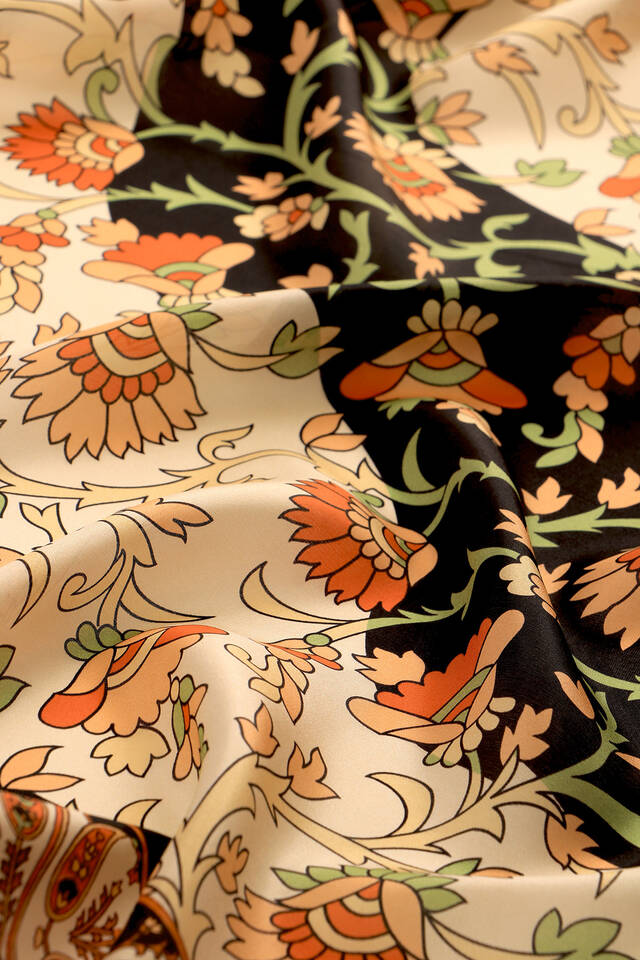 Beige Shawl Pattern Voile Silk Square Scarf - 3