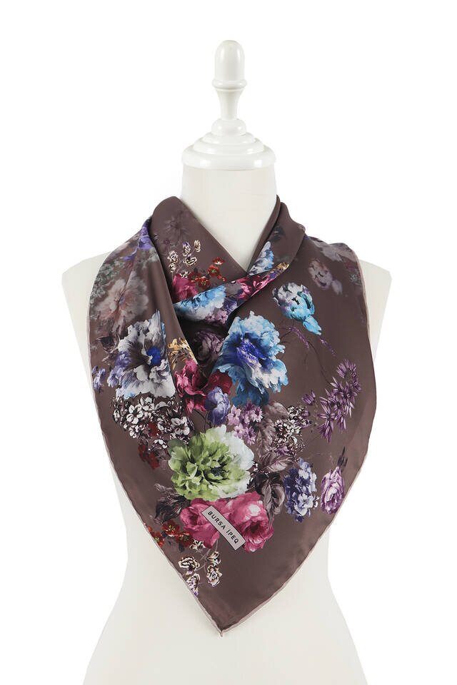 Bitter Brown Begonia Pattern Silky Square Scarf - 2