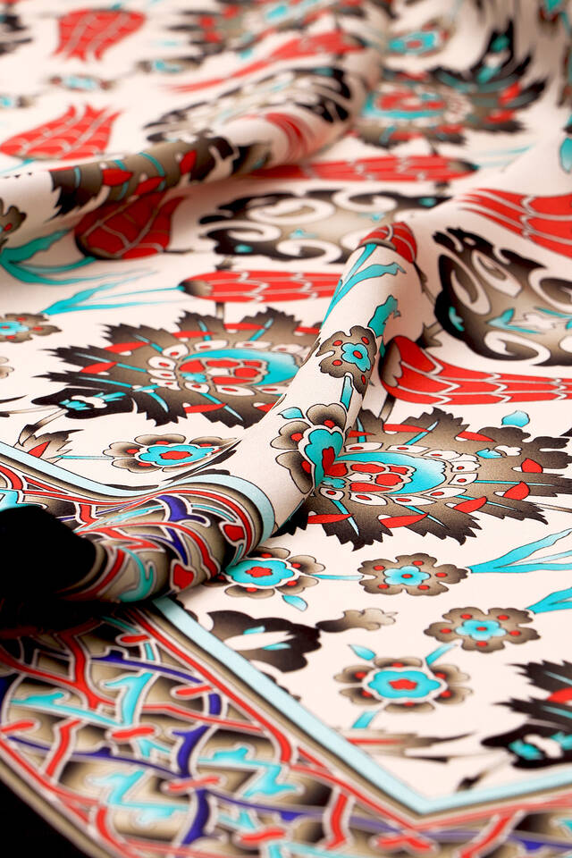 Black and White Tile Tulip Pattern Silk Square Scarf - 3