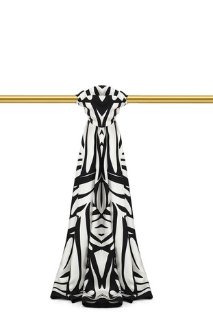 Black Crop Pattern Twill Silk Scarf 