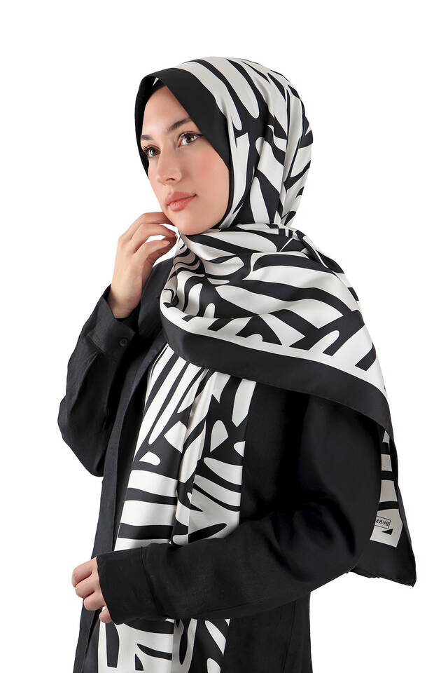 Black Crop Pattern Twill Silk Scarf - 2