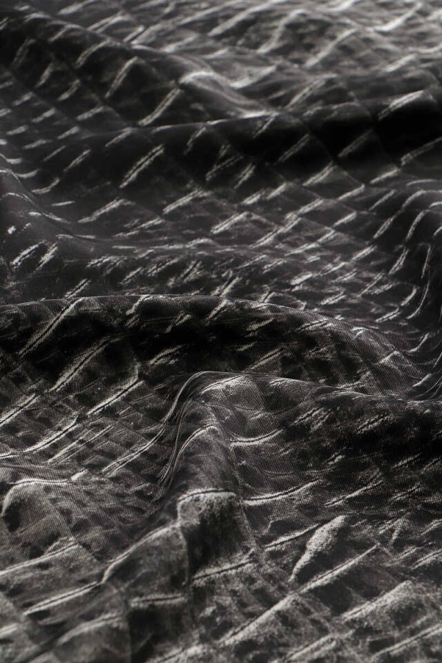 Black Deren Pattern Twill Silk Square Scarf - 2