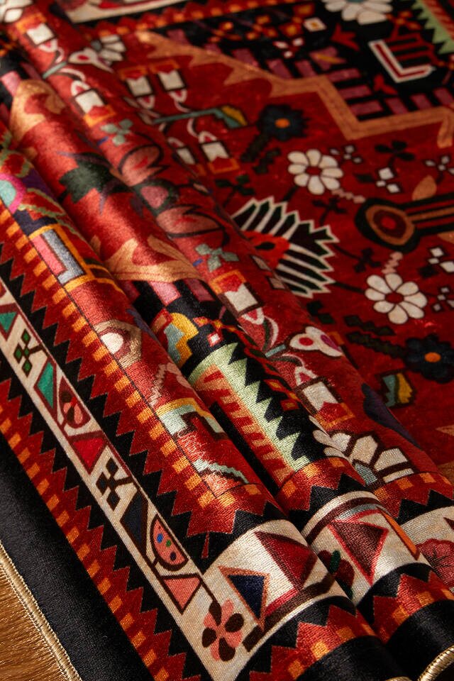 Black Velvet Carpet Prayer Rug - 2