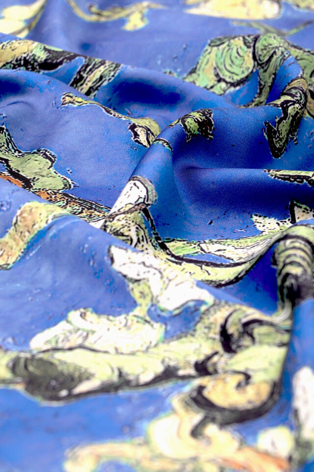 Blue Almond Blossom Pattern Silky Pocket Square - 3