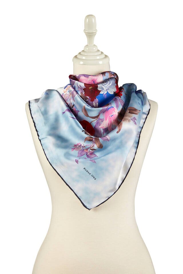 Blue Bouquet Pattern Silky Square Scarf - 2