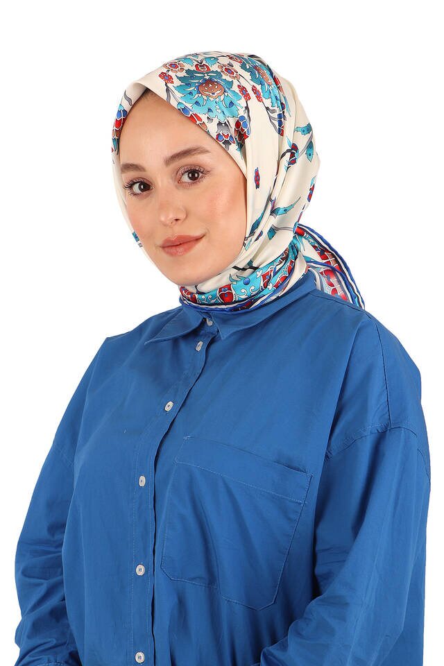 Blue Row Tulip Pattern Silky Square Scarf - 2