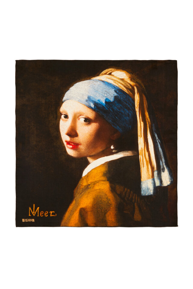 Brown Pearl Earring Girl Pattern Silk Pocket Square 