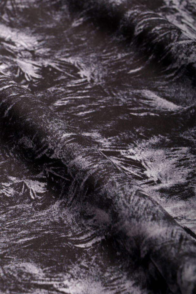 Black Brush Pattern Twill Silk Shawl - 5