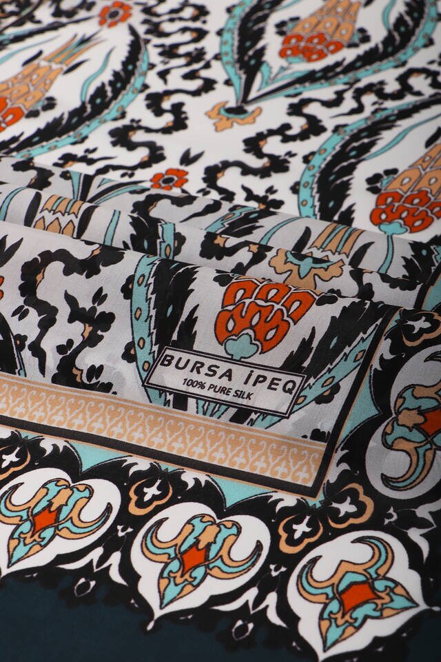 Yeşil Taba Büyük Lale Vual İpek Fular - 3