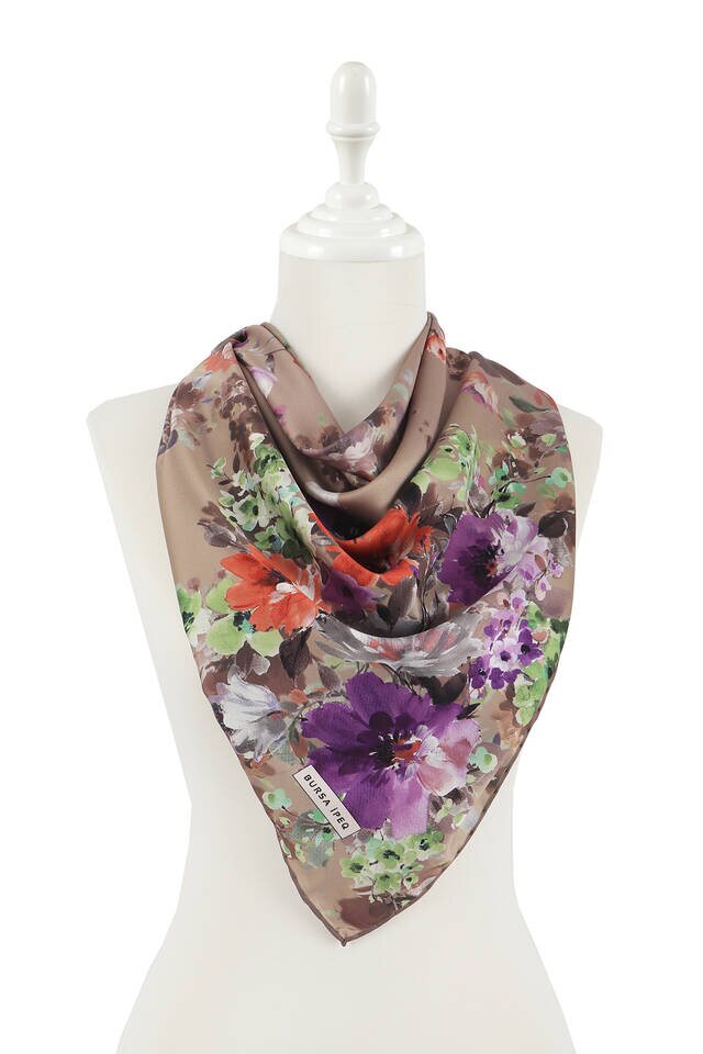 Camel Sardunya Pattern Silky Square Scarf - 2