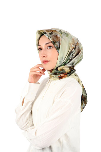 Green Camellia Pattern Sura Silk Scarf 