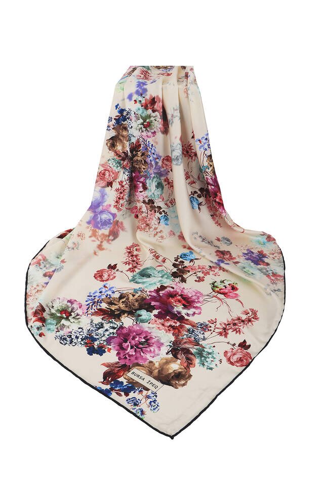 Cream Begonia Pattern Silky Square Scarf - 3