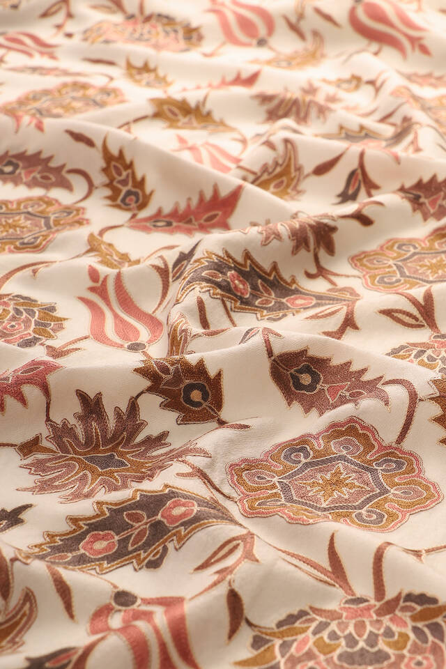 Cream Fully Embroidered Suzani Wool Shawl - 4