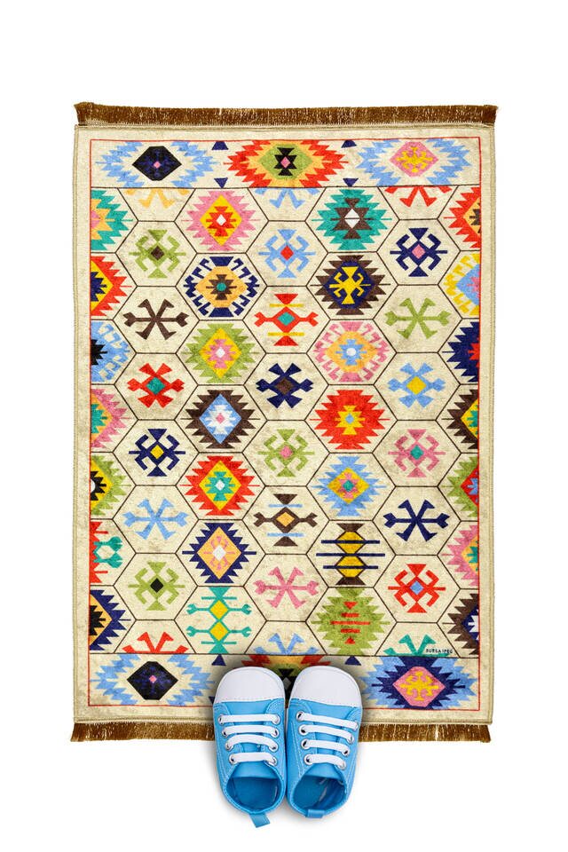 Cream Velvet Children's Prayer Rug 