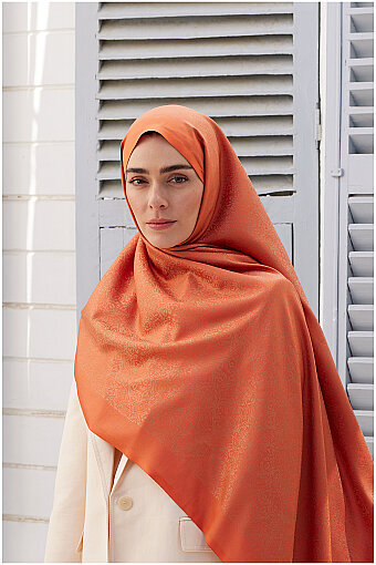 Koyu Şeftali Damask Desen Jakarlı İpek Şal 