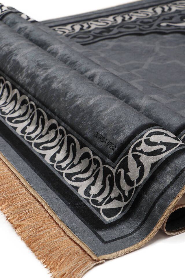 Dark Gray Velvet Carpet Prayer Rug - 3