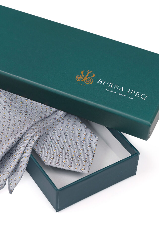 Gri Desenli İpek Kravat Takımı - 4