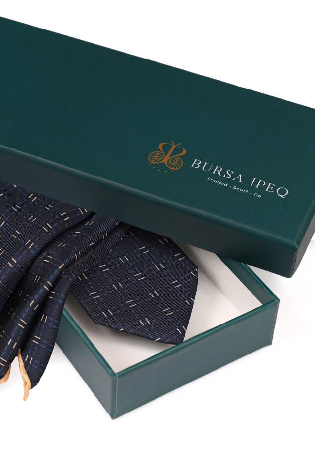 Lacivert Desenli İpek Kravat Takımı - 4