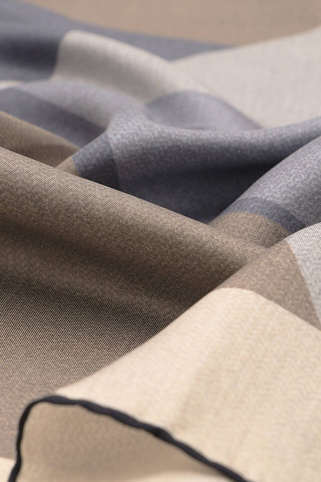 Ecru Gray Geometric Pattern Twill Silk Square Scarf - 3