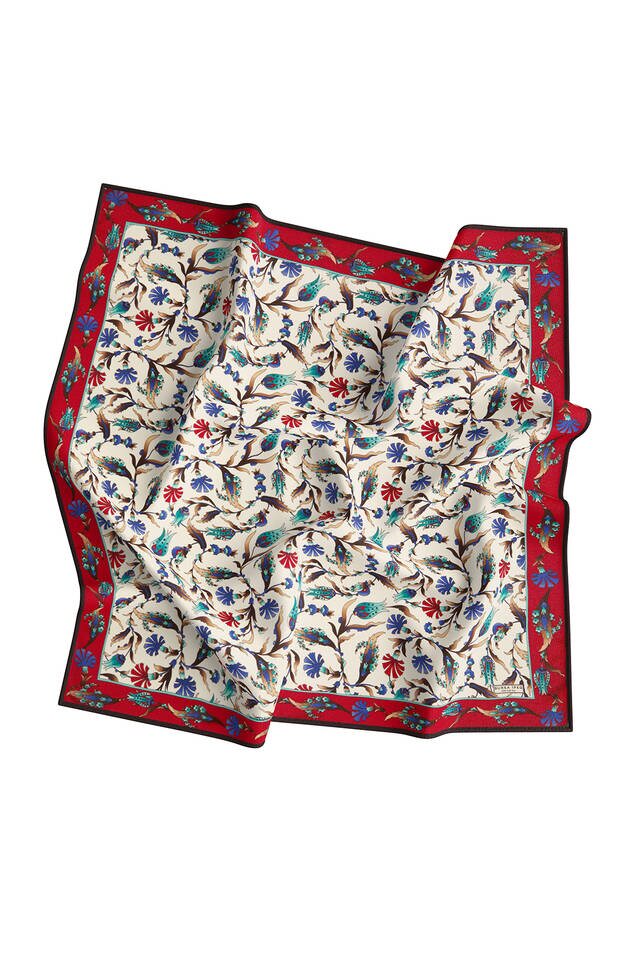 Ecru Red Carnation Tulip Pattern Silk Square Scarf - 3