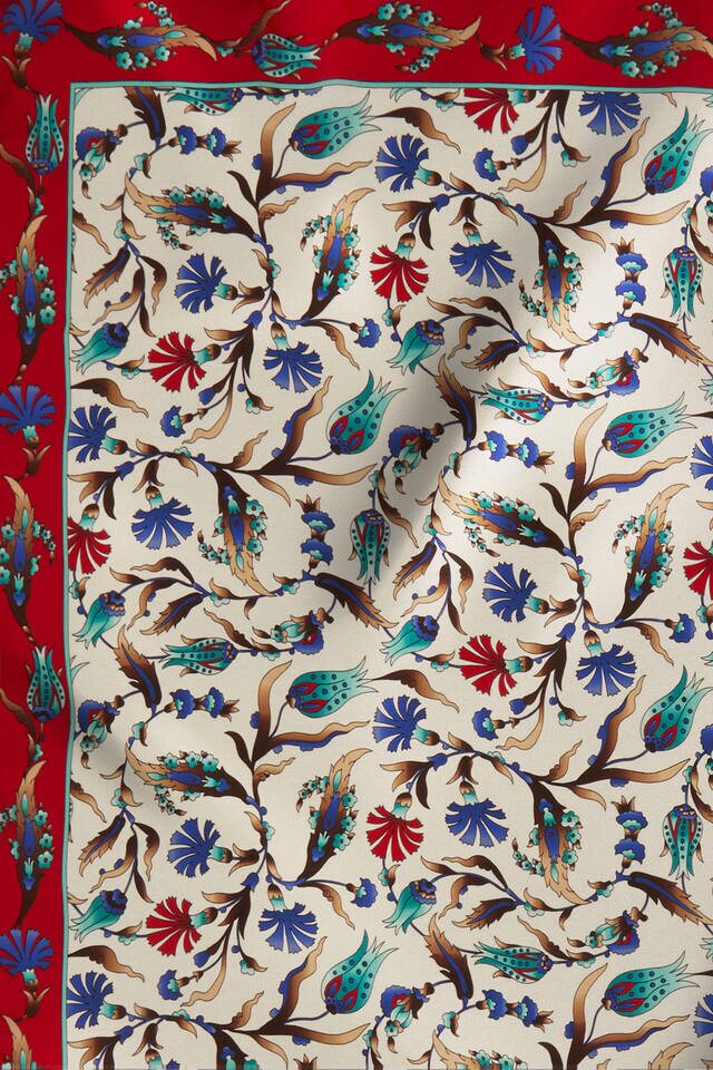 Ecru Red Carnation Tulip Pattern Silk Square Scarf - 4